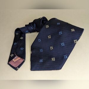 Vintage tie